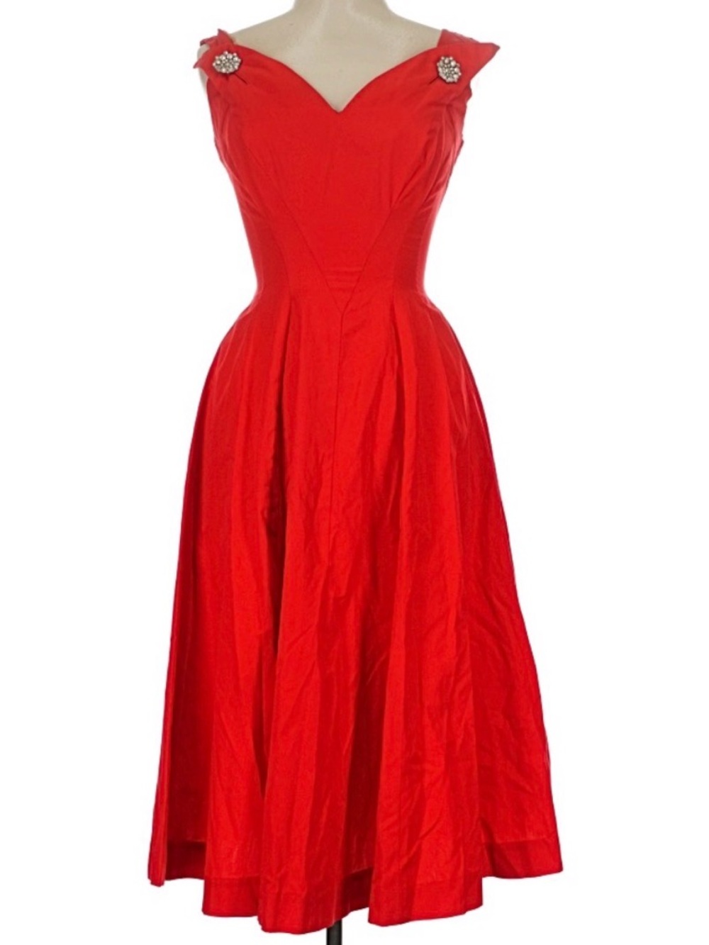Vintage Red 1950s Dress with Rhinestone Cluster Brooch buttons - Picture 4 of 12